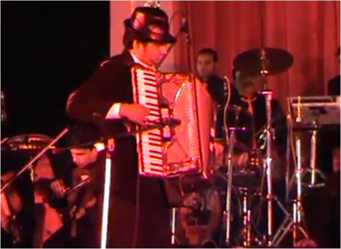 accordion player rajkot