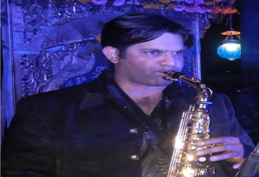 best saxophone player rajkot
